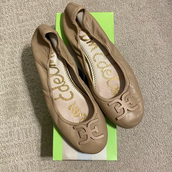 Sam Edelman Flats - Picture 1 of 4